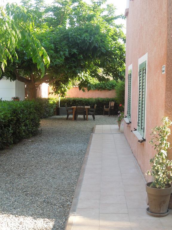 Le Clos des Arbousiers Linguizzetta Exterior foto